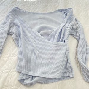 light blue hollister long sleeve top